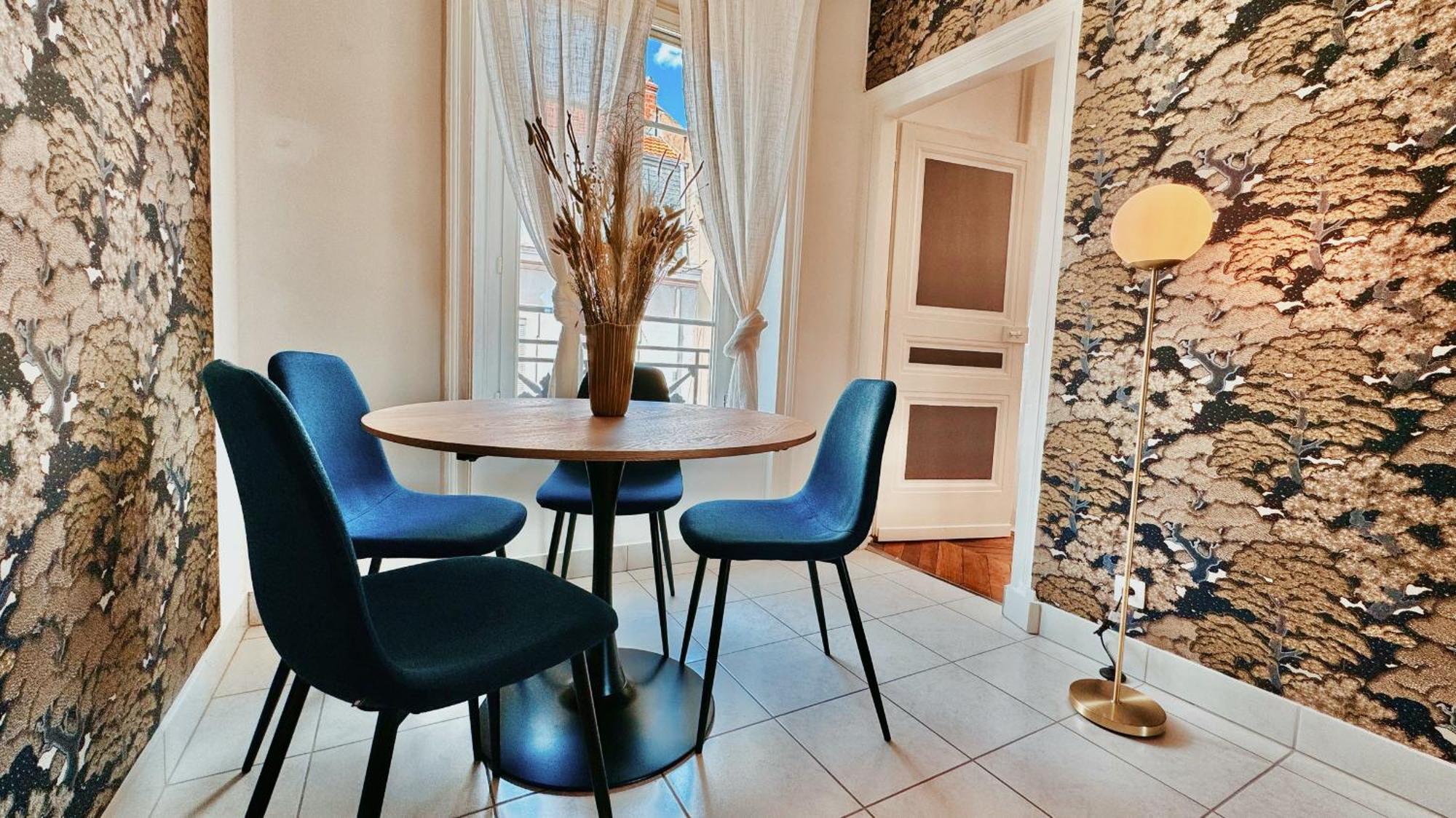 Suite Flamenco Oullins Bagian luar foto