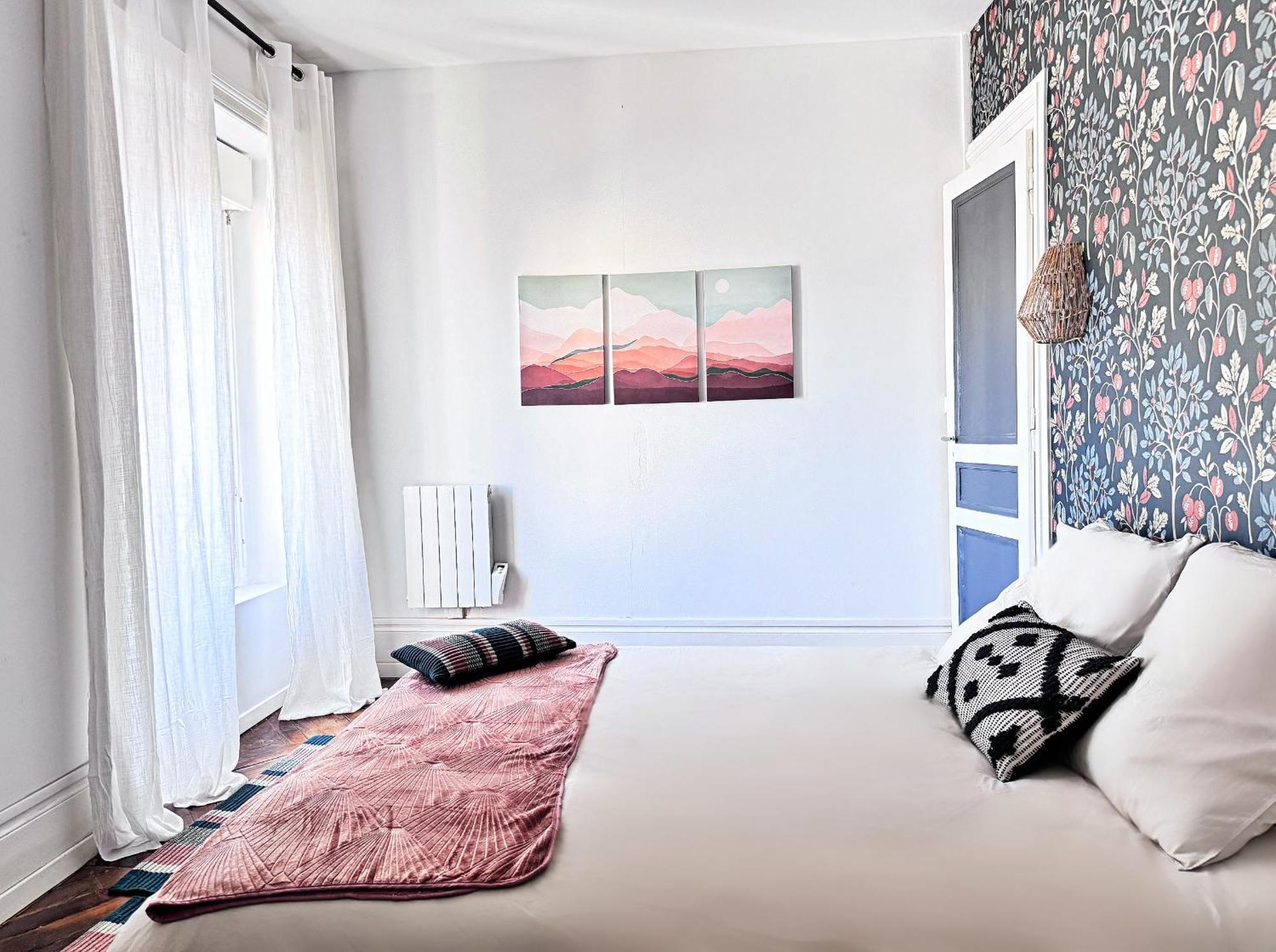 Suite Flamenco Oullins Bagian luar foto